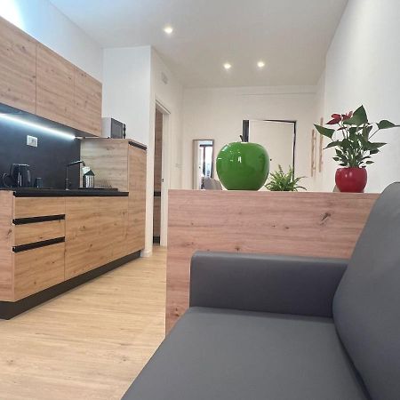 Yugogo Mazzini 41 - Bilocale Trento Centro Apartment ภายนอก รูปภาพ