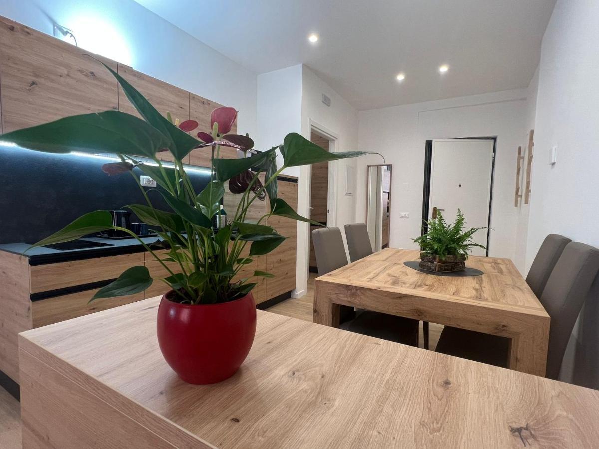 Yugogo Mazzini 41 - Bilocale Trento Centro Apartment ภายนอก รูปภาพ