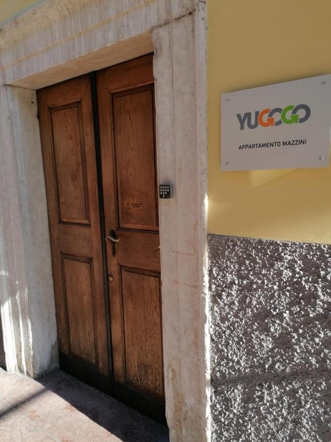 Yugogo Mazzini 41 - Bilocale Trento Centro Apartment ภายนอก รูปภาพ