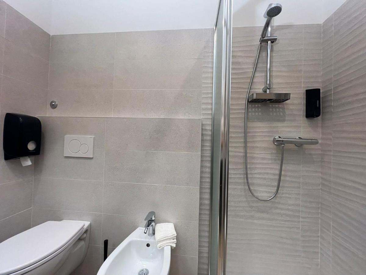 Yugogo Mazzini 41 - Bilocale Trento Centro Apartment ภายนอก รูปภาพ